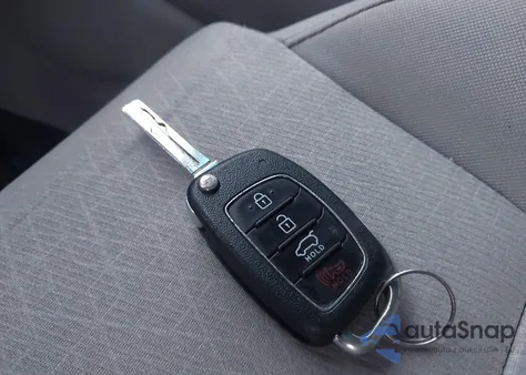 2018 Hyundai Tucson Se z USA, uszkodzony, nr VIN KM8J2CA48JU660231